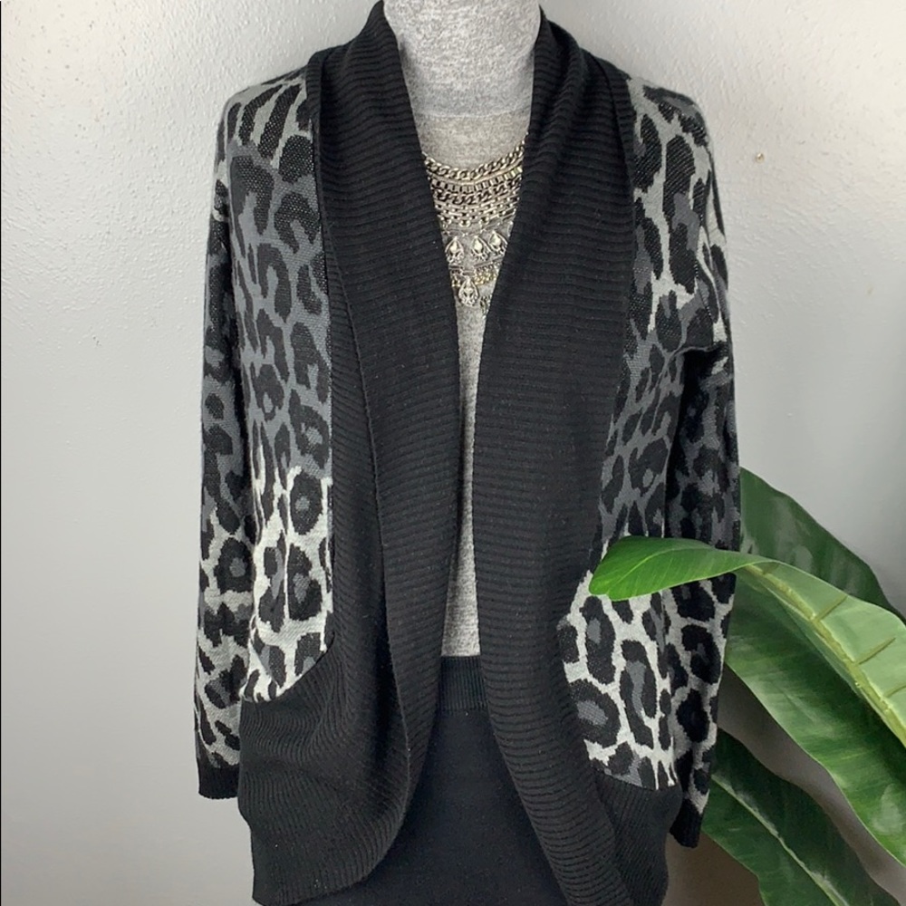 Women’s Black & Gray Ombré Cardigan Small